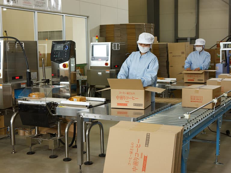 コーヒー包装スタッフの仕事に興味がありますか？食品工場で活躍できる仕事内容や求人情報を知る前に押さえておきたいポイント