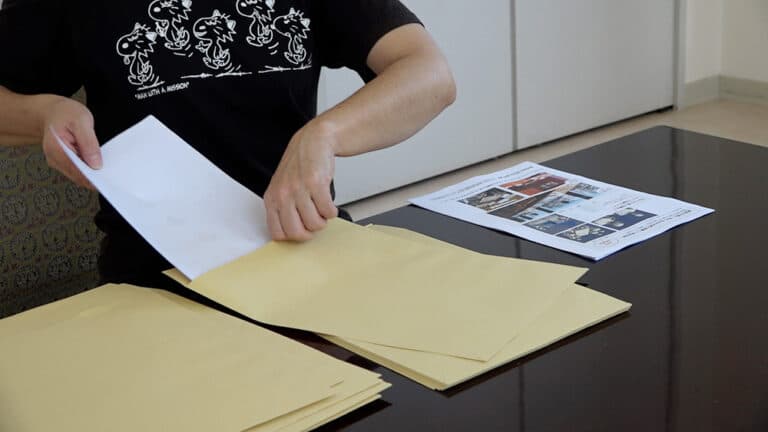 軽作業(封入作業)の仕事に興味がありますか?工場や物流センターで活躍できる封入スタッフについて